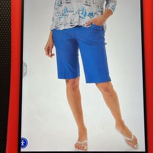 EXCELLENT CONDITION WOMEN’S G.G.BLUE 11-1/2” BEAUTIFUL BLUE SHORTS SIZE 12